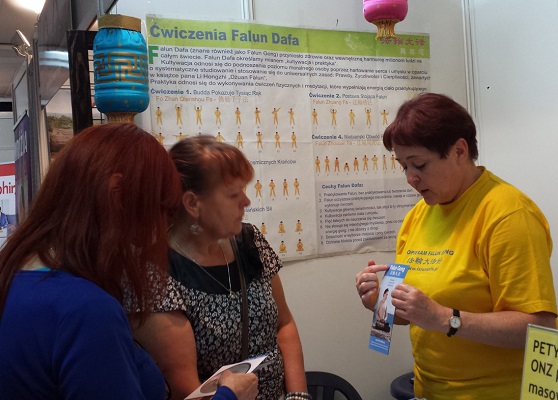Image for article Poland: Falun Gong Leaves Deep Impression at Katowice Health Expo