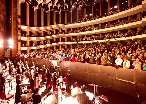 Image for article North American Audiences Moved by the Power of Shen Yun's Artistry 