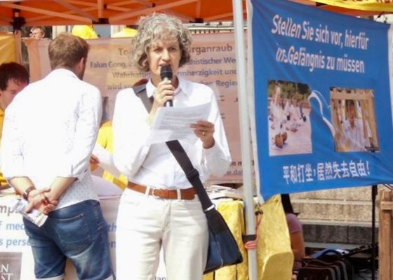 Image for article German Practitioner: Falun Dafa Allows Me to Return to My True Self