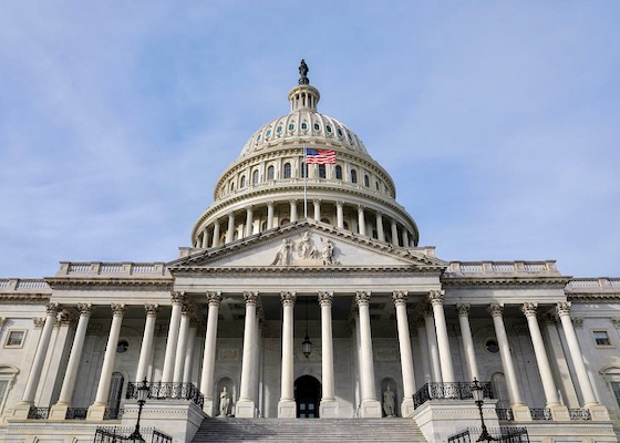 Image for article U.S. Flags Flown over Capitol Honor Master Li and World Falun Dafa Day