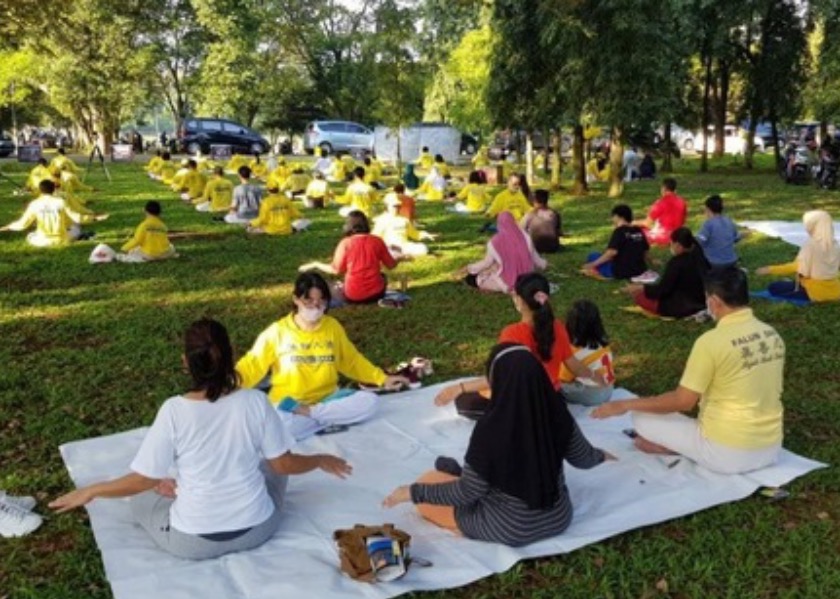 Image for article Indonesia: The Public Condemns CCP’s Decades-long Persecution of Falun Dafa
