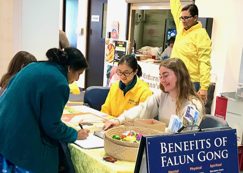 Image for article Sydney, Australia: Officials and Others Thank Falun Dafa for Contributing to Society