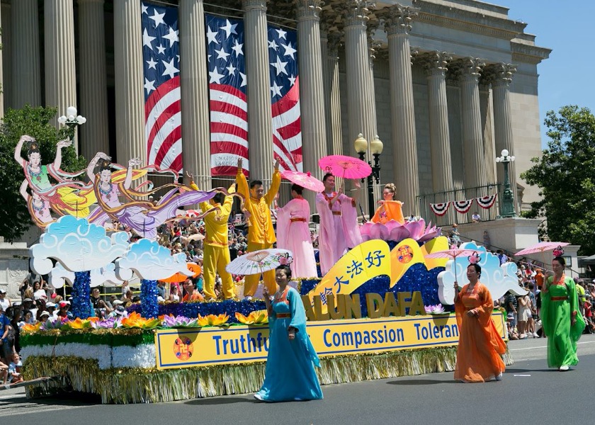 Image for article Washington DC: Falun Dafa Practitioners Welcomed at US Independence Day Parade