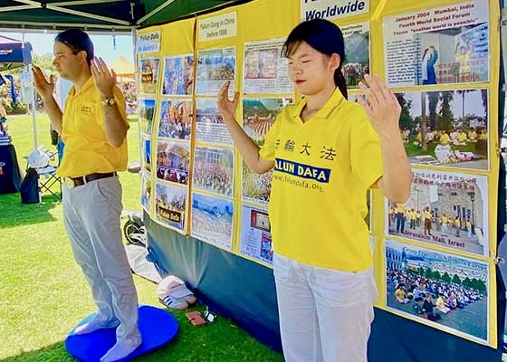 Image for article Australia: Falun Dafa Impresses at Harmony Day Festival