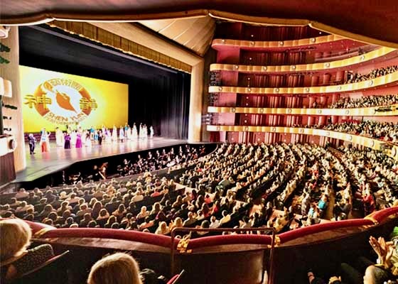 Image for article Theatergoers in Israel, New Zealand, Italy, France, the UK, and the US Value Shen Yun: “Please Bring It Back Every Year”