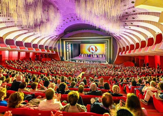 Image for article Shen Yun Impresses Audiences in New Zealand, Italy, France, United Kingdom, and United States: “It’s a Masterpiece”