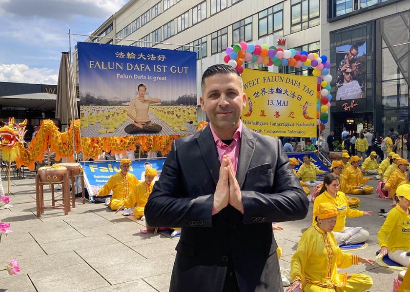 Image for article Practitioners in Germany Share the Joy of Cultivation on World Falun Dafa Day