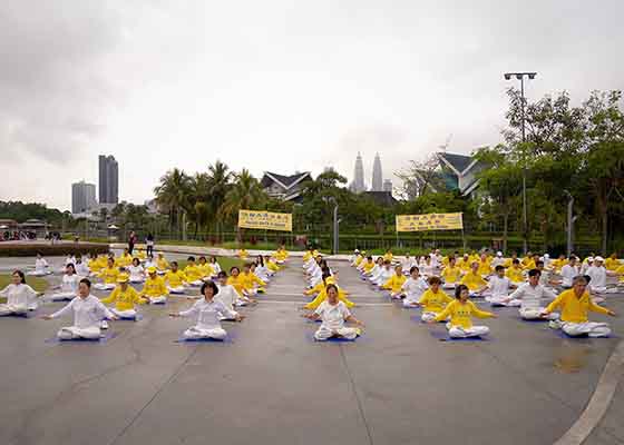 Image for article Malaysia: Activities Throughout Kuala Lumpur Expose Decades of Persecution in China