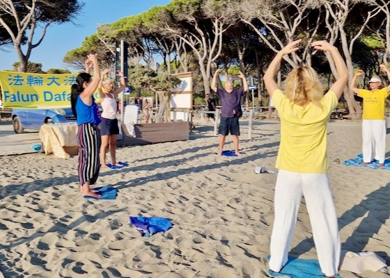 Image for article Italians Learn Falun Gong in Maremma Regional Park