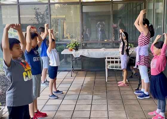 Image for article New Jersey: Minghui School Summer Camp Combines Fun with Education