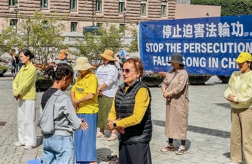 Image for article Sweden: People Learn about Falun Dafa at Kulturkalaset Cultural Festival