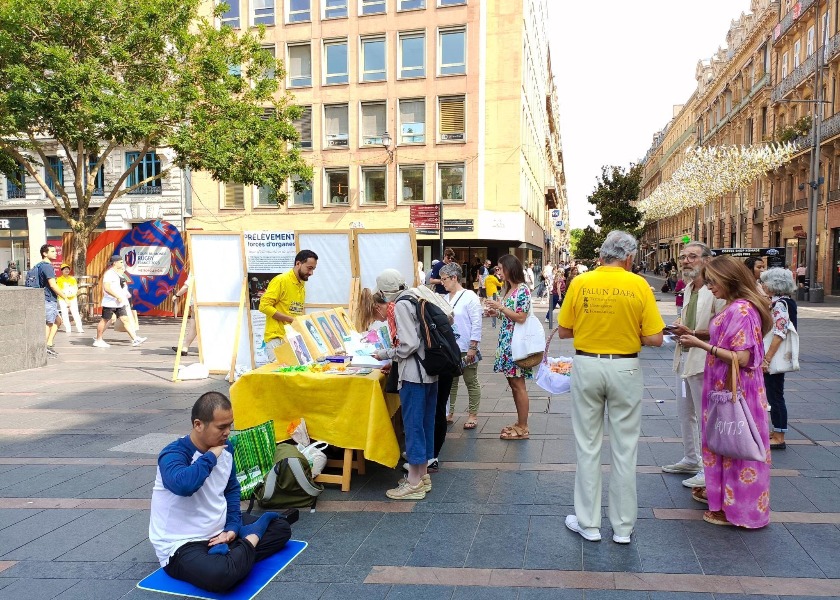 Image for article Toulouse, France: Raising Awareness About the Chinese Communist Regime’s Persecution