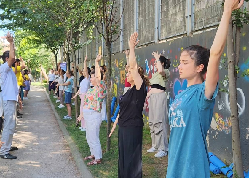 Image for article Istanbul, Turkey: Introducing Falun Dafa at the Istanbul Ecological Living Center