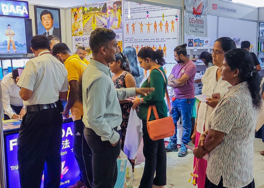 Image for article Sri Lanka: Finding Falun Dafa at the Kandy Book Festival