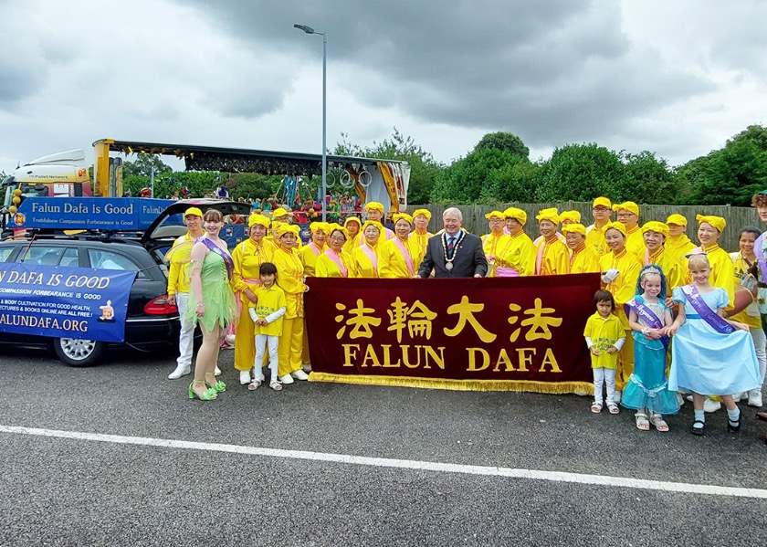 Image for article England: Falun Dafa Wins Award at Skegness Carnival