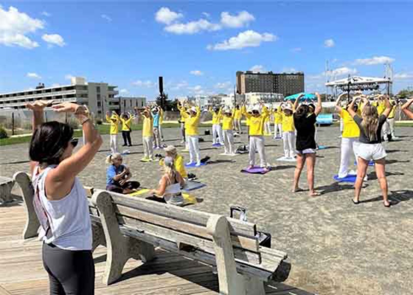 Image for article New Jersey: Falun Dafa Welcomed at Asbury Park, a Popular Town By the Sea