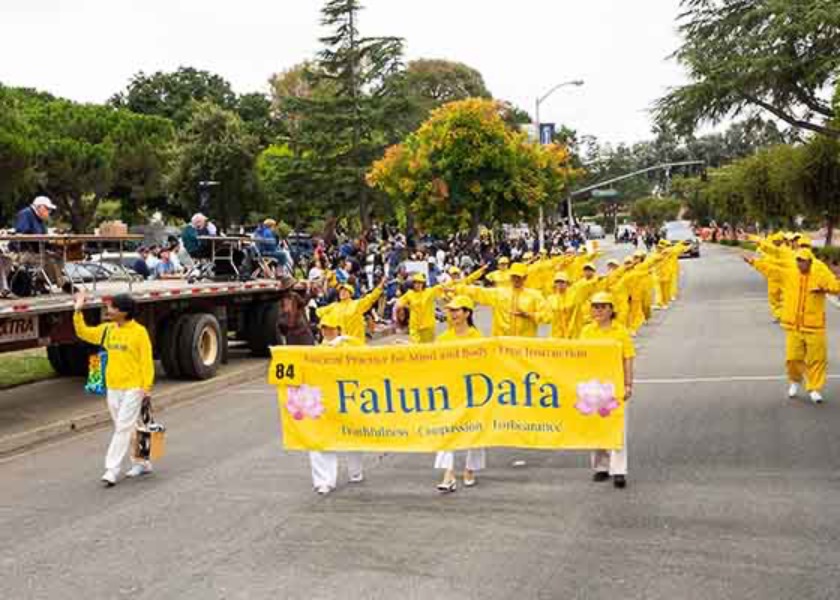 Image for article Newark, California: Parade Spectators Praise Falun Dafa for Bringing Joy