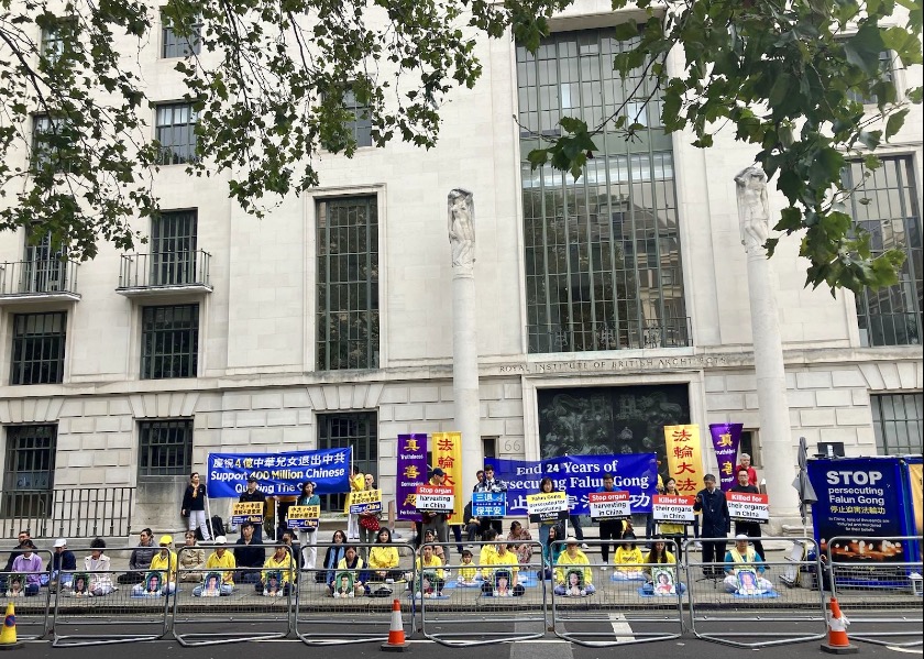 Image for article England: Peaceful Protest at Chinese Embassy in London Exposes the Persecution of Falun Dafa