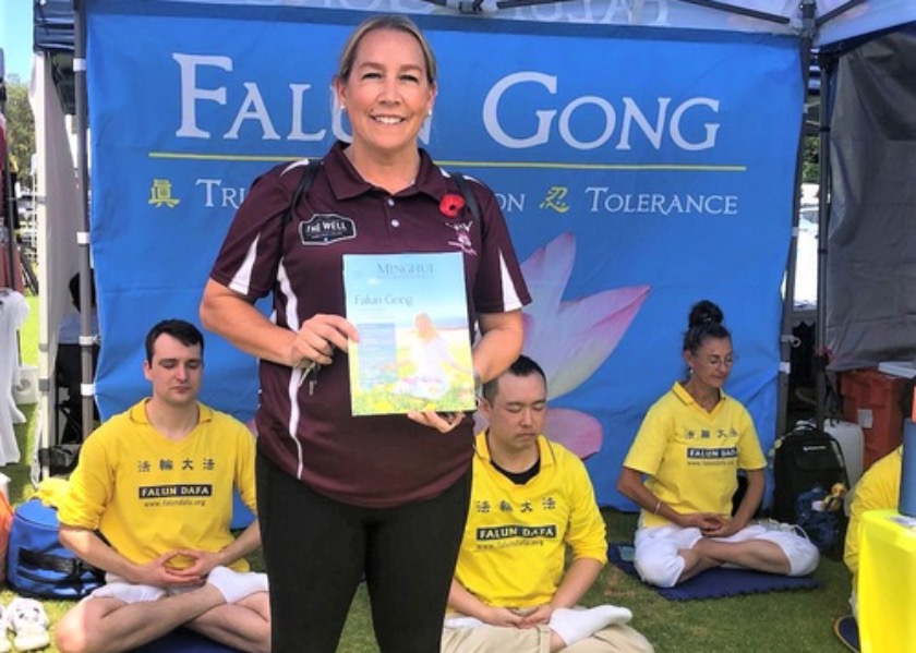Image for article Australia: People Praise Falun Dafa at the Rotary Kwinana Community Fair