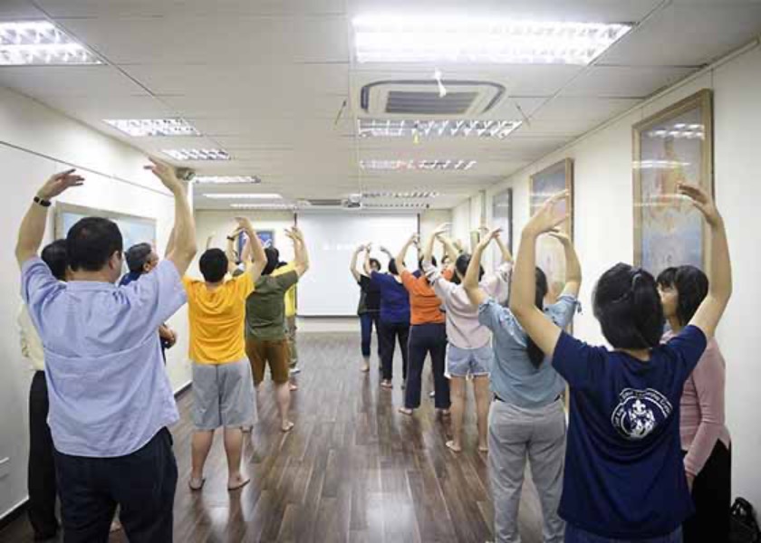 Image for article Singapore: Stories from a Nine-Day Falun Dafa Class