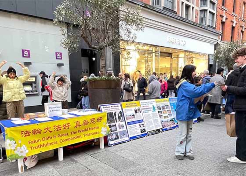 Image for article Ireland: Practitioners Raise Awareness of Persecution in China, Ask for Help to End the Brutality