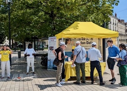 Image for article Dijon, France: Exposing the Chinese Regime's Atrocities and Marking 25 Years of Opposing the Persecution