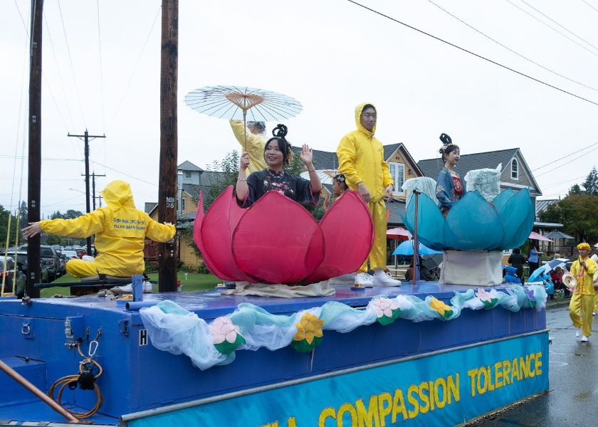 Image for article Washington State: Falun Dafa Welcomed in Fair Days Parade