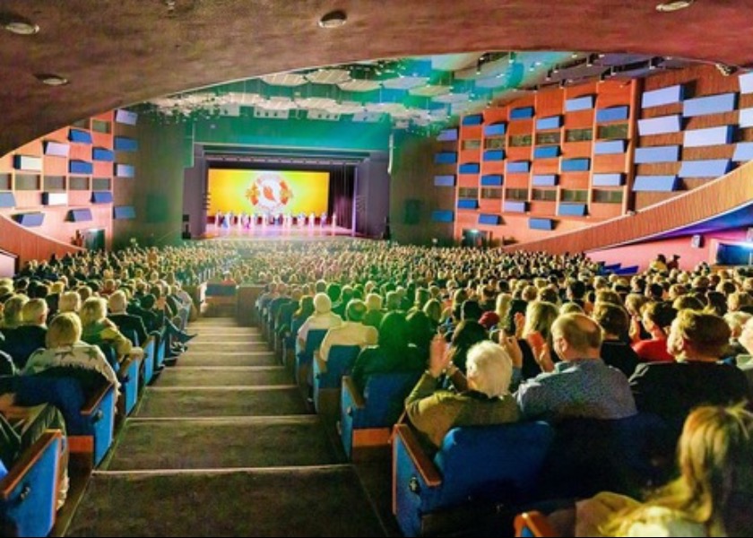 Image for article Shen Yun Continues to Tour Three Continents: “The Level of Artistry Is Top-notch”