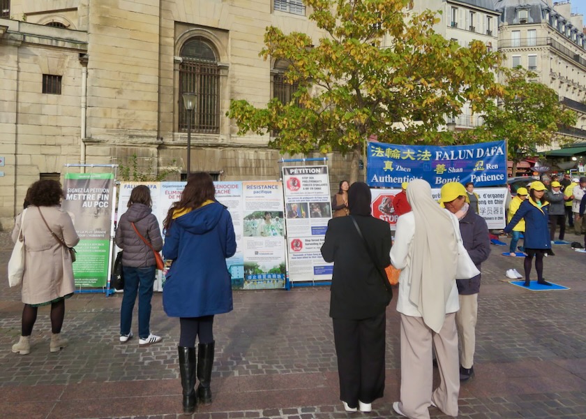 Image for article France: People Learn About Falun Dafa and Condemn the Persecution