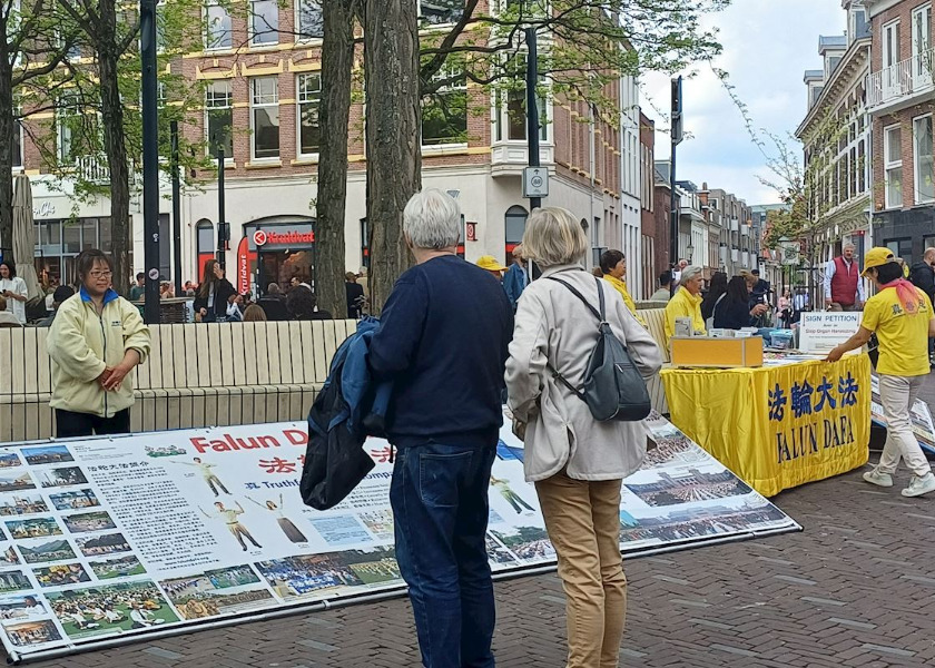 Image for article Falun Gong Information Day in Amersfoort, the Netherlands