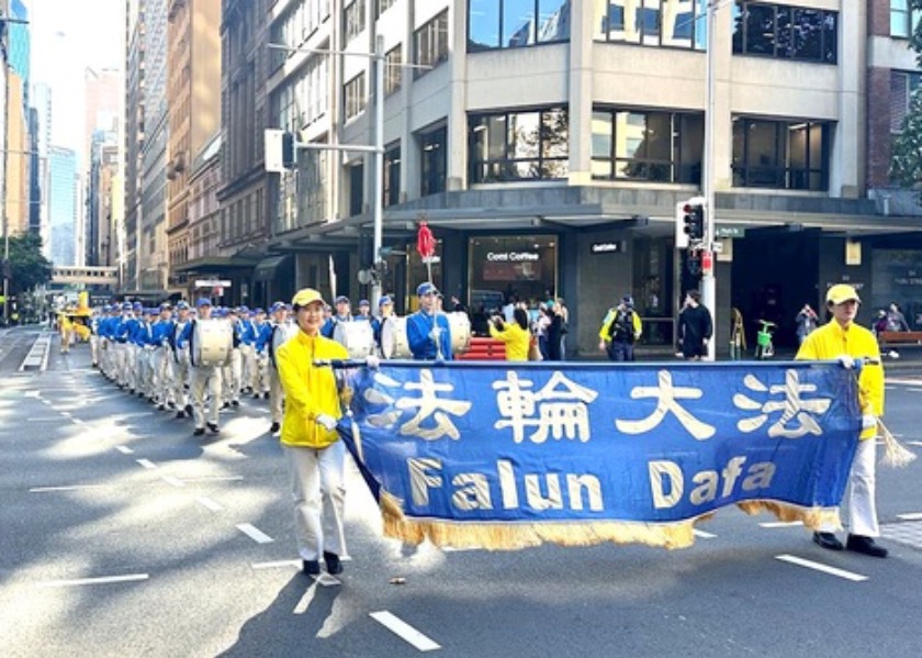 Image for article Sydney Practitioners Celebrate World Falun Dafa Day, People Praise Falun Gong for Safeguarding Humanity
