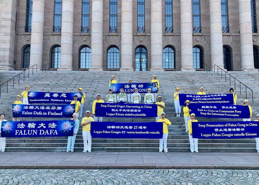 Image for article Finland: People in Helsinki Support Falun Gong and Condemn the 27-Year Persecution in China