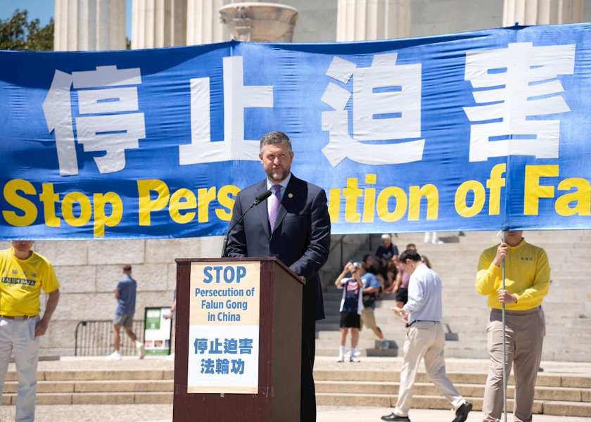 Image for article Washington, DC: Rally at Lincoln Memorial Calls for an End to the CCP’s Persecution of Falun Gong