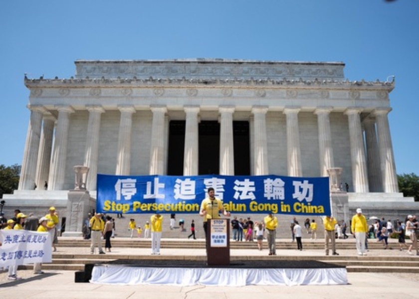 Image for article Former NBA Basketball Player: Speaking Out for Human Rights Is More Important Than Monetary Gains